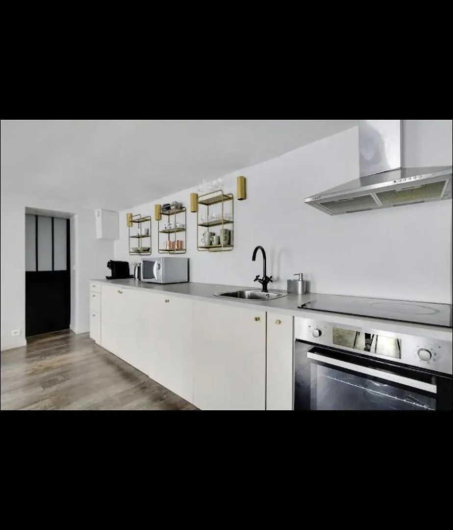 La Taniere Mandar Apartment